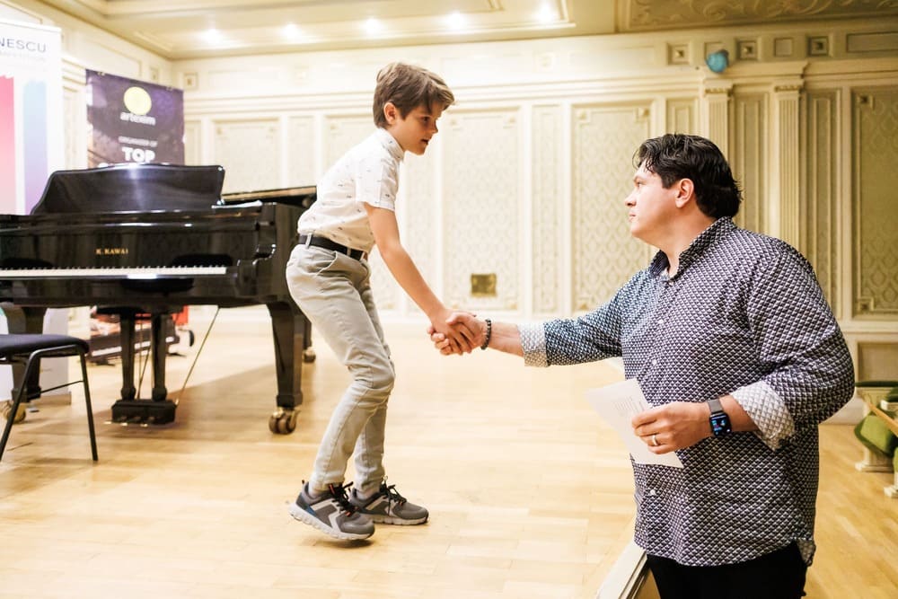 Dirijorul-Cristian-Macelaru-masterclass-de-interpretare.-foto-Cristina-Tanase