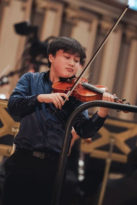 Jayden-King.-Finala-Sectiunii-Vioara.-Concursul-Enescu-2026.-foto-Andrada-Pavel
